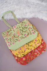 Flower Embroidery Handbag B 2